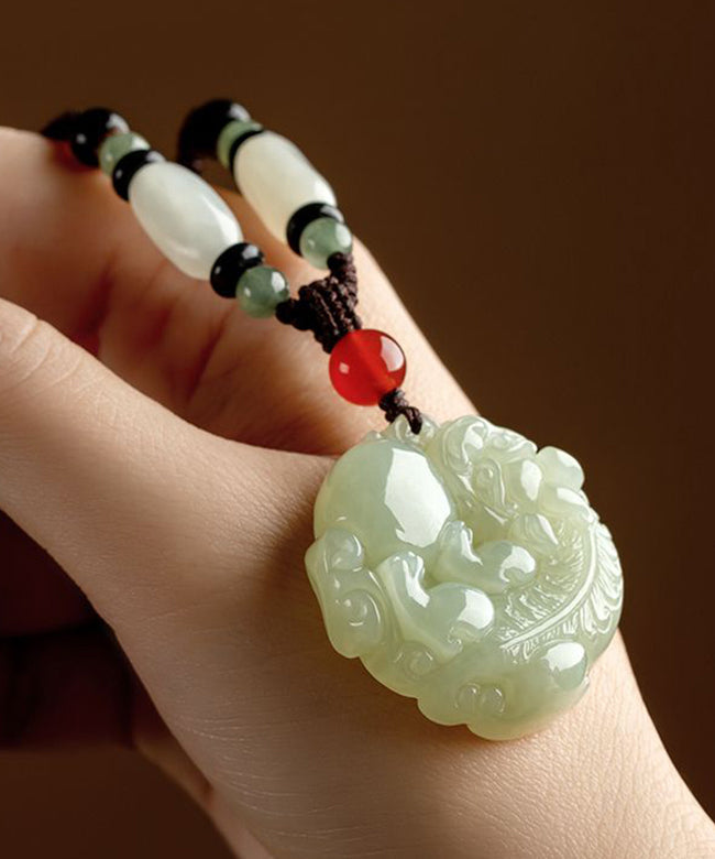 Handmade Black Jade A Mythical Wild Animal Pendant Necklace KX1043